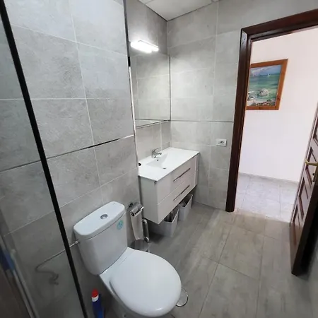 Victoria Court Ii H112 - One Bed * Los Cristianos (Tenerife)