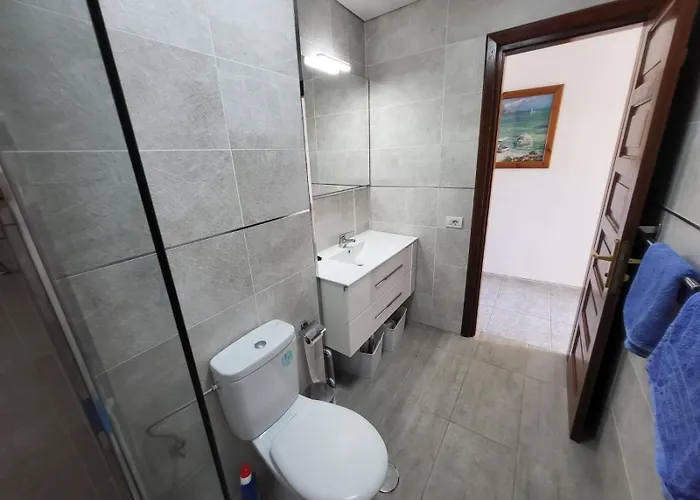 Victoria Court Ii H112 - One Bed * Los Cristianos (Tenerife)